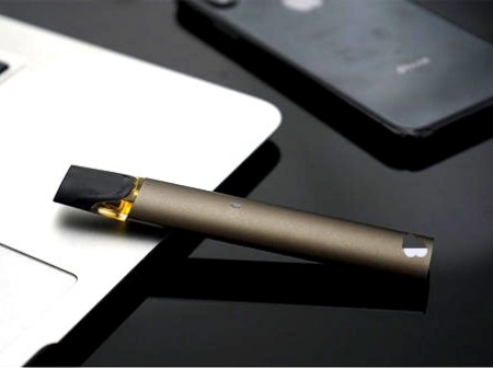 電子煙是一種模仿卷煙的電子產(chǎn)品